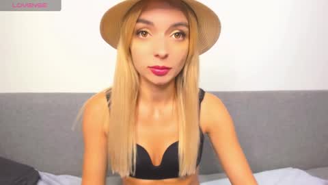 Snapshot of ellen_flow chatting on 02.20.25 ellen_flow online show from 02.20.25