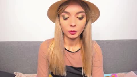 Snapshot of ellen_flow chatting on 03.09.25 ellen_flow online show from 03.09.25