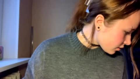 Snapshot of ellicavel chatting on 12.15.25 Michelle online show from 12.15.25