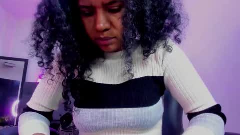  Ellie   online show from 12.17.25