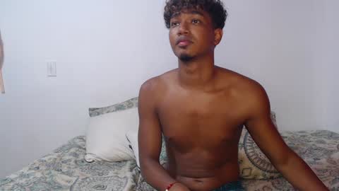 Snapshot of ellie_andy19 chatting on 01.24.25 kev  dani online show from 01.24.25