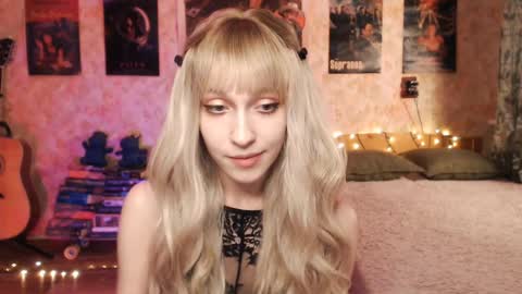 Snapshot of ellie_friendly chatting on 01.09.25 ellie_friendly online show from 01.09.25