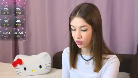 Snapshot of ellie_miller_ chatting on 09.30.25 ellie online show from 09.30.25