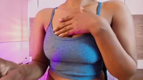 elliee_alves online show from 07.03.26