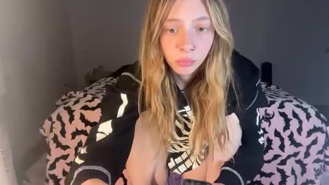 ellie online show from 10.17.25