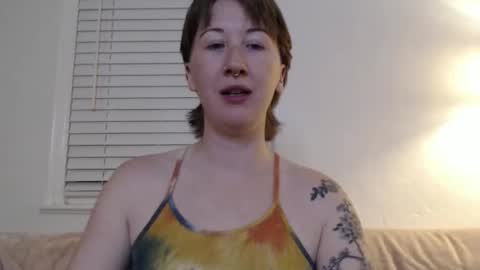 Ellie Rowyn online show from 10.08.25