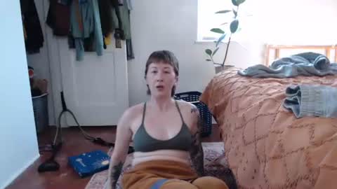 Ellie Rowyn online show from 02.28.26