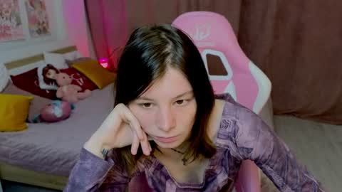 Snapshot of ellinblare chatting on 07.08.26 Ellin online show from 07.08.26