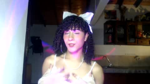 Snapshot of ellis_flowers chatting on 08.06.26 . online show from 08.06.26
