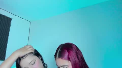 Ellope online show from 10.29.25