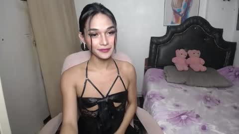 ELLORREY online show from 04.10.26