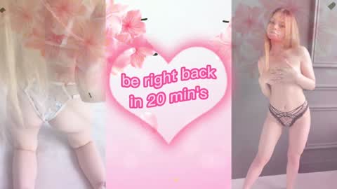 Snapshot of elly_ary chatting on 12.10.24 elly_ary online show from 12.10.24