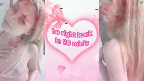 Snapshot of elly_ary chatting on 12.11.24 elly_ary online show from 12.11.24