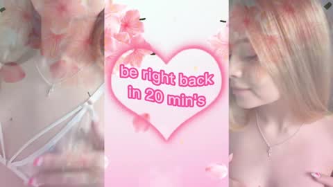 Snapshot of elly_ary chatting on 12.16.24 elly_ary online show from 12.16.24