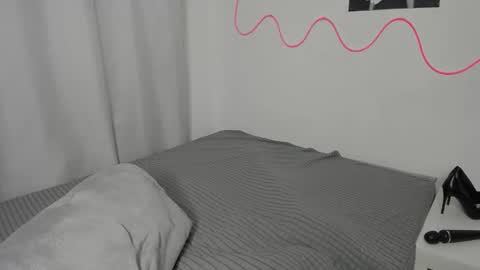 Elly online show from 03.06.26