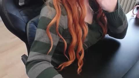 Elly online show from 11.06.25