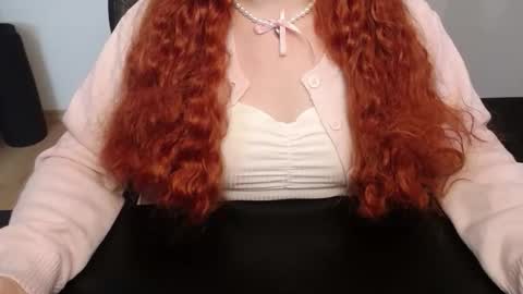 Elly online show from 04.11.26