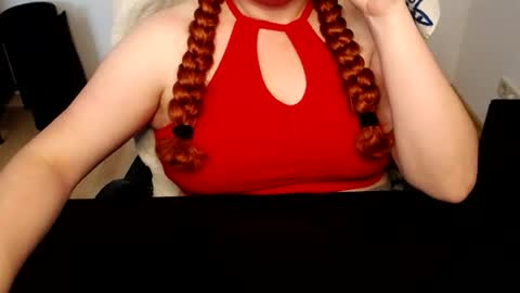 Snapshot of elly_petite chatting on 07.07.26 Elly online show from 07.07.26