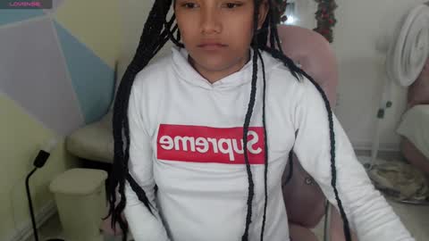 Elly online show from 12.30.24