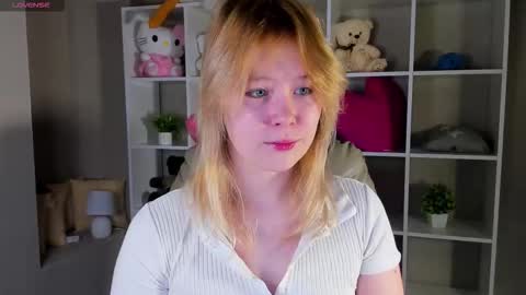 ellya_castro online show from 09.15.25