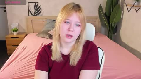 ellya_castro online show from 12.14.25