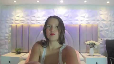 Ellye online show from 06.12.26