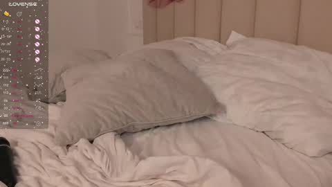 Elly online show from 03.07.25