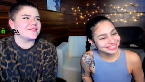 Elmi online show from 02.08.25