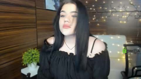 Elmi online show from 02.10.25