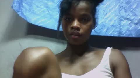 elodie228680 online show from 05.20.26