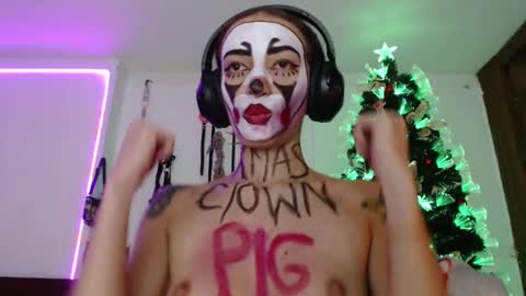 Chelsea  Please help me to reach 100 thumbs up online show from 12.22.24