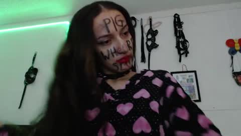 Chelsea  Please help me to reach 100 thumbs up online show from 01.14.25