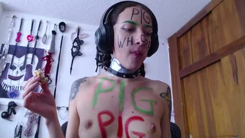 Chelsea  Please help me to reach 100 thumbs up online show from 01.17.25