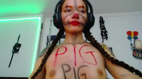 Chelsea  Please help me to reach 100 thumbs up online show from 01.22.25