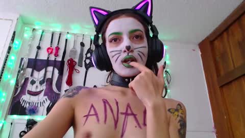 Chelsea  Please help me to reach 100 thumbs up online show from 03.09.25