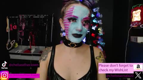 Chelsea  Please help me to reach 100 thumbs up online show from 11.29.25