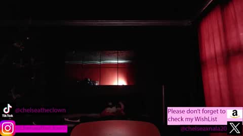 Chelsea  Please help me to reach 100 thumbs up online show from 12.20.25