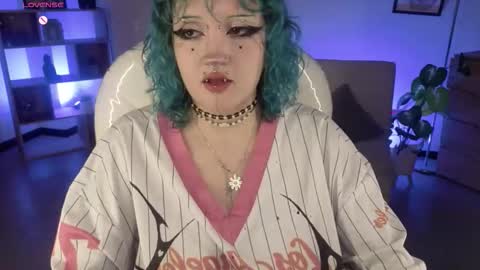 Snapshot of eloisee_ chatting on 01.13.26 Eloise . online show from 01.13.26