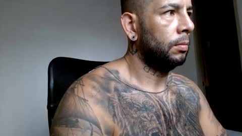 Snapshot of elosocazador chatting on 12.20.24 elosocazador online show from 12.20.24