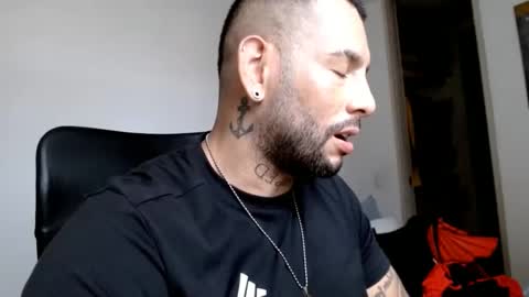 Snapshot of elosocazador chatting on 01.03.25 elosocazador online show from 01.03.25