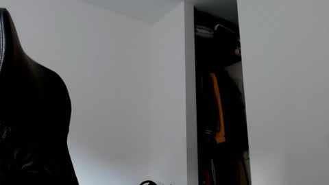 Snapshot of elosocazador chatting on 01.27.25 elosocazador online show from 01.27.25