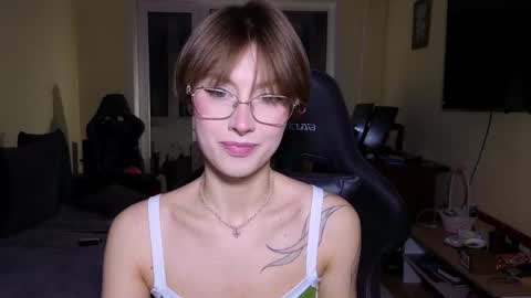 Snapshot of elsaangel chatting on 02.23.26 elsaangel online show from 02.23.26