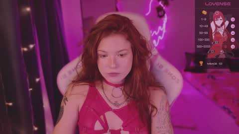 Snapshot of elsie_ginger chatting on 12.21.24 Elsie online show from 12.21.24