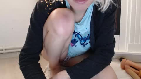 elssa_rush online show from 11.24.25