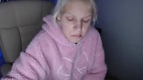 elssa_rush online show from 12.03.25