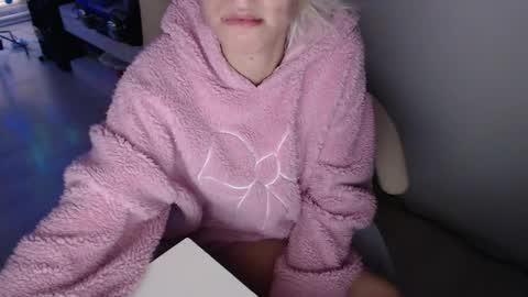 elssa_rush online show from 12.05.25