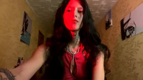 Evelyn online show from 09.17.25