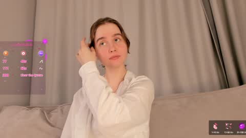 Snapshot of elvahance chatting on 12.03.24 Maria online show from 12.03.24