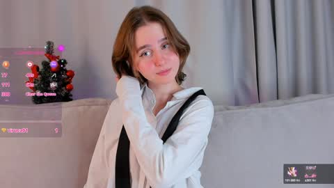 Snapshot of elvahance chatting on 12.11.24 Maria online show from 12.11.24