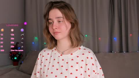 Snapshot of elvahance chatting on 12.21.24 Maria online show from 12.21.24